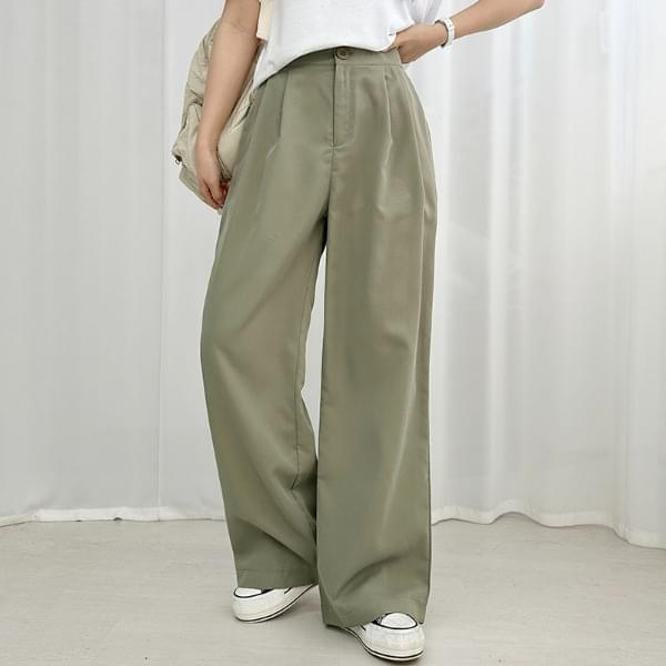 Spring banding wide slacks