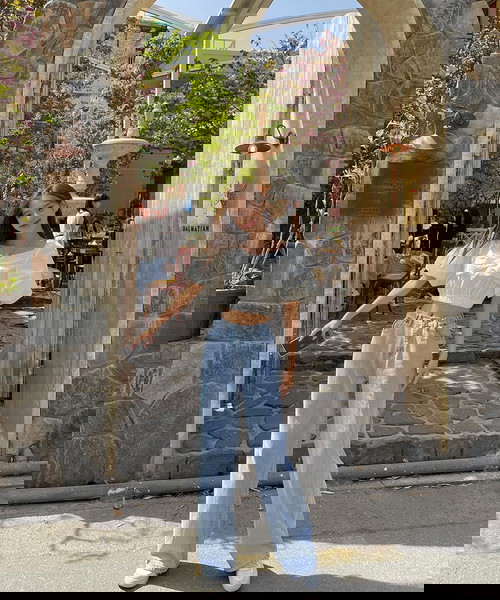 jeans