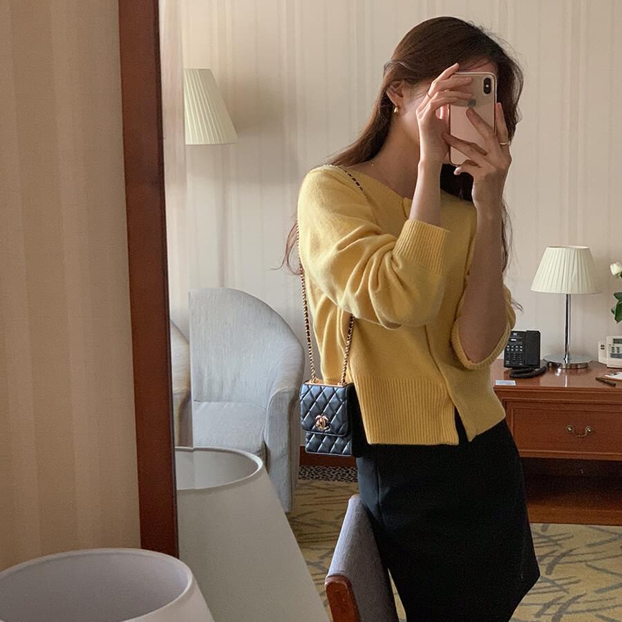 Closed wool cardigan