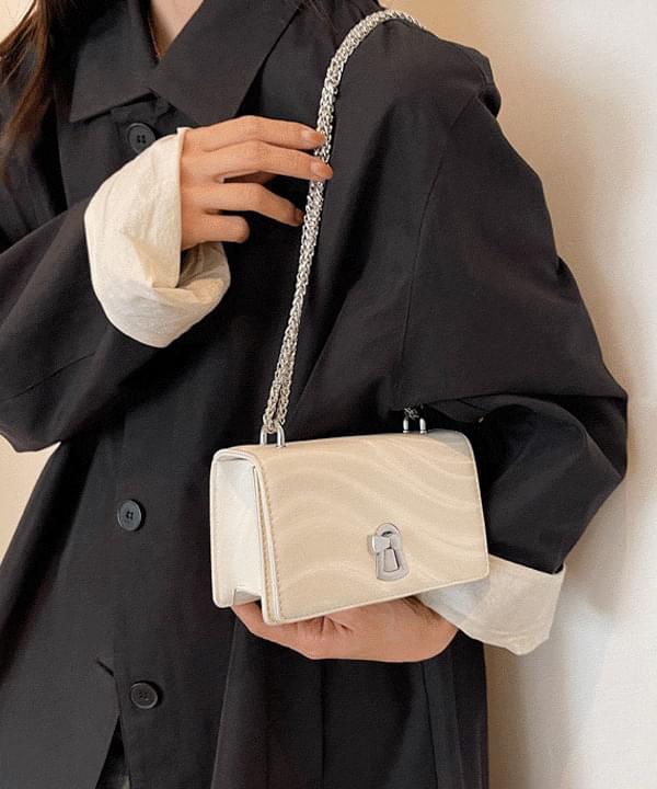 Shoulder Bags