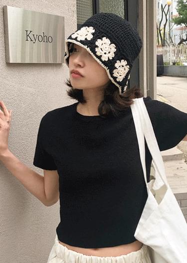 bucket-hat