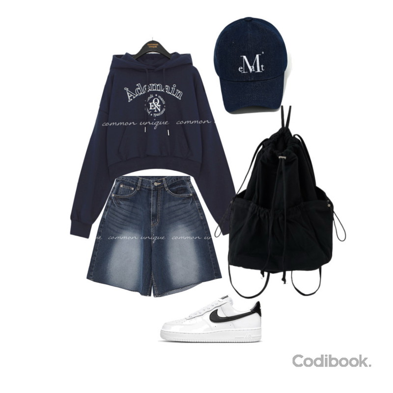 DAILYJOU 오브에 스트링 숄더 백팩 - 3 color,common unique 데마 레터링 크롭 후드 티,MUCENT MUCENT BALL CAP - 무센트 볼캡 (Denim)등을 매치한 코디