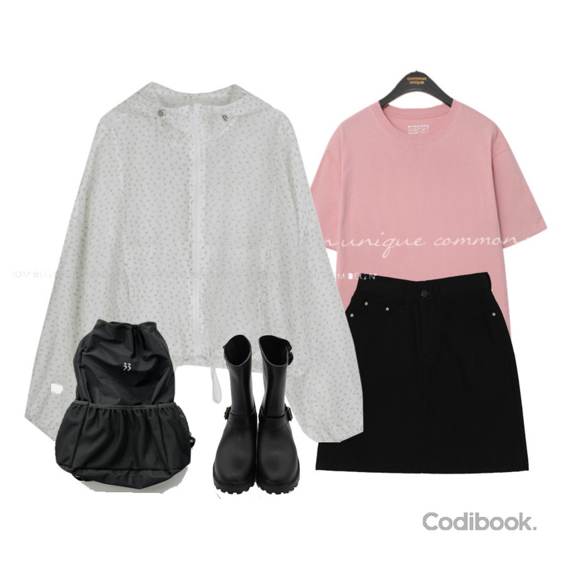 DAILYJOU 엘름 자수 스토퍼 백팩 - 2 color,DAILYJOU 포트너 버클 미들 레인 부츠(장화) - 2 color,AWAB (예쁘진)헤링코튼미디스커트 -2color/3size등을 매치한 코디