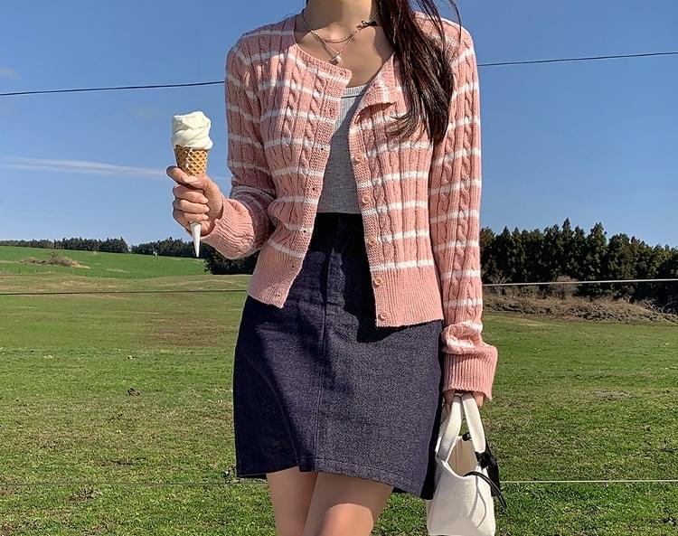 Berinme Striped Cable Knitwear Cardigan