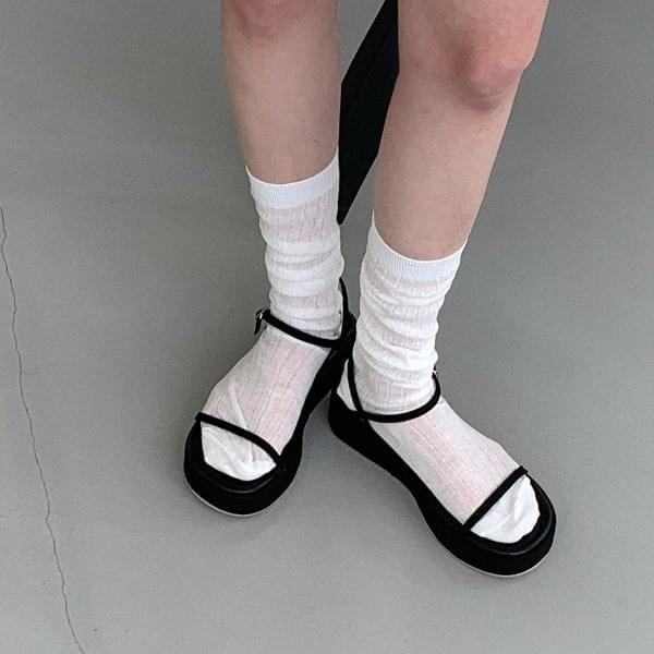 The Brick Ribbed Knee Socks