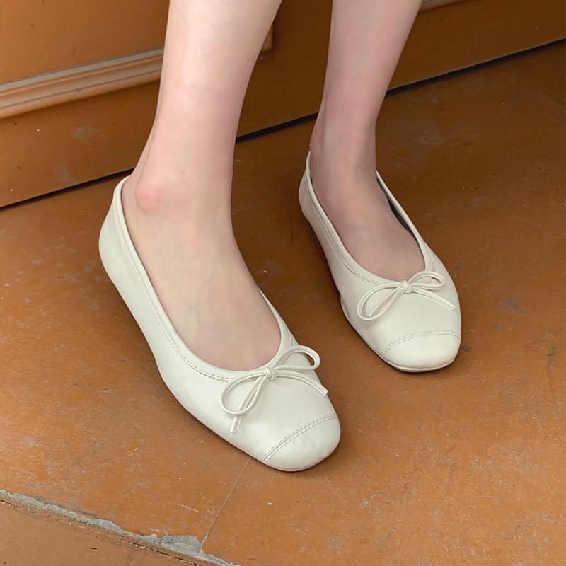 New Den Ribbon Flat Shoes 平底鞋