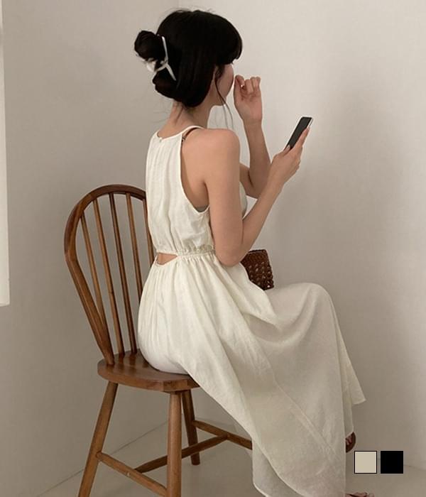 Berry Beach Halter Back Open Sleeveless Banding Chiffon Long Dress 连身裙
