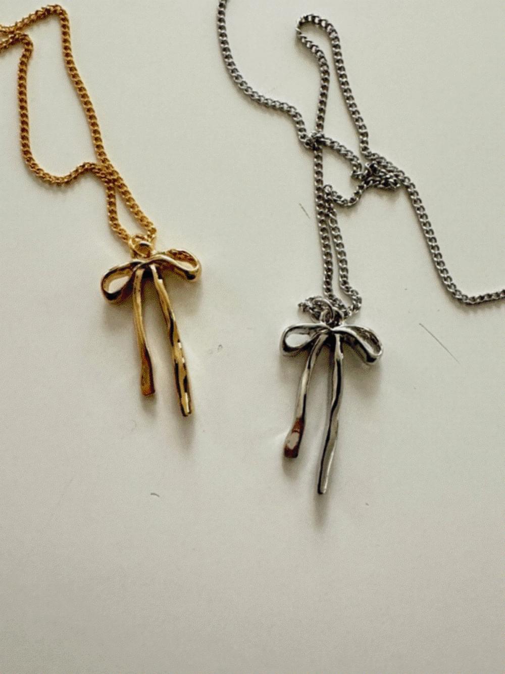 Romdy Ribbon Ball Chain Silver Necklace