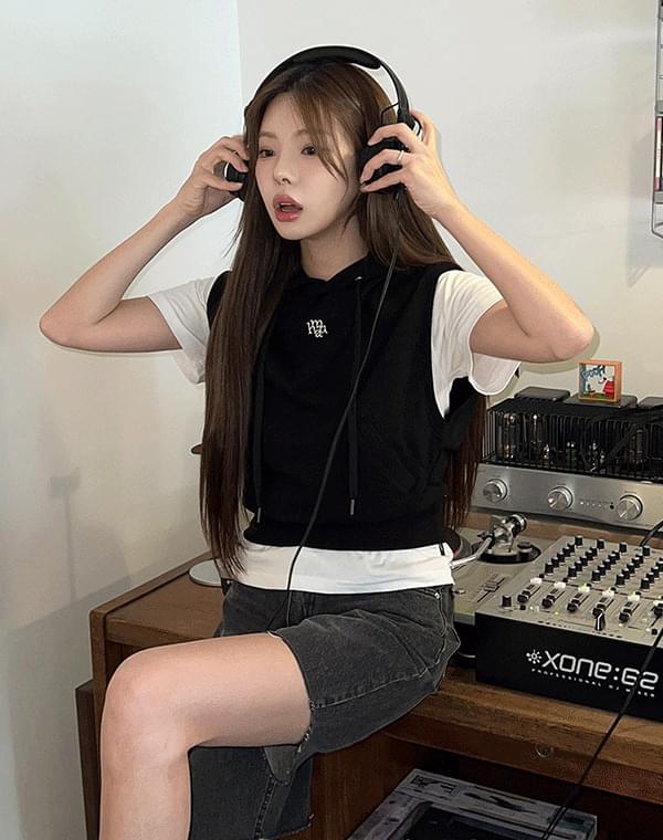 로고스티치 후드 베스트