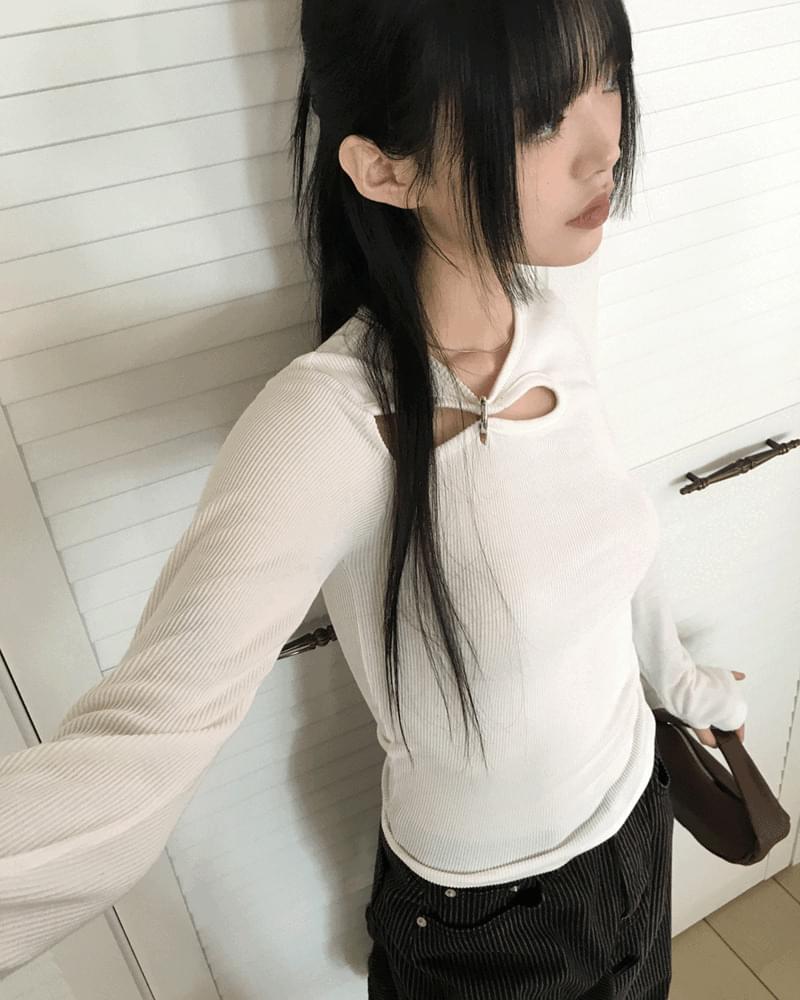 Pepo O-Ring Slit Warmer Long Sleeve T-Shirt
