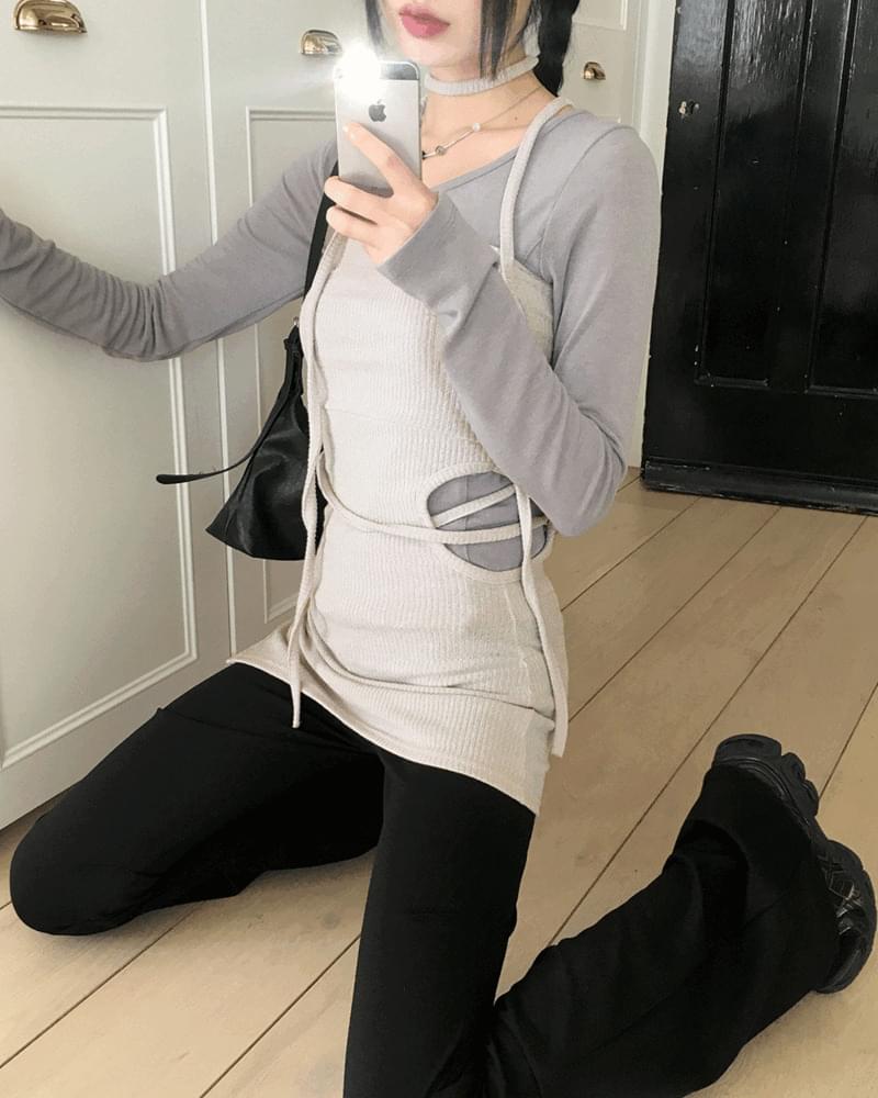 Hemming slit hole strap layered Dress top