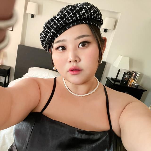 Heavenly tweed beret 帽子