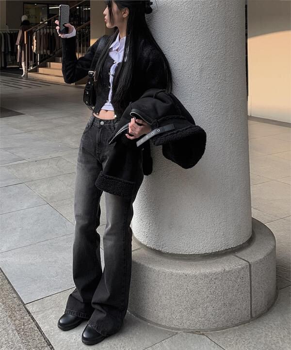 【Anyone more】Tabi Black Denim Washing Bootcut Denim Pants anyonemore - Tabi Black Denim and Faded Flared denim pants