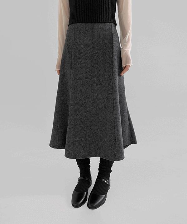 Kaz Herringbone Wool Long Skirt