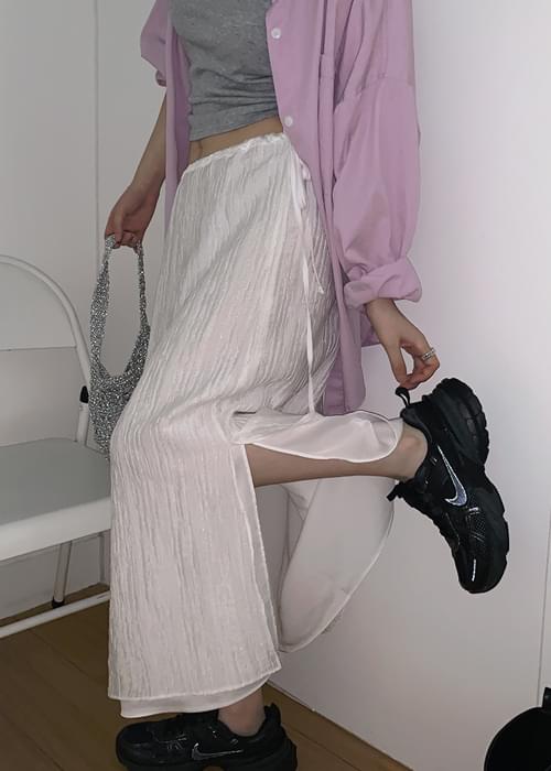 Wrinkle slit glitter skirt