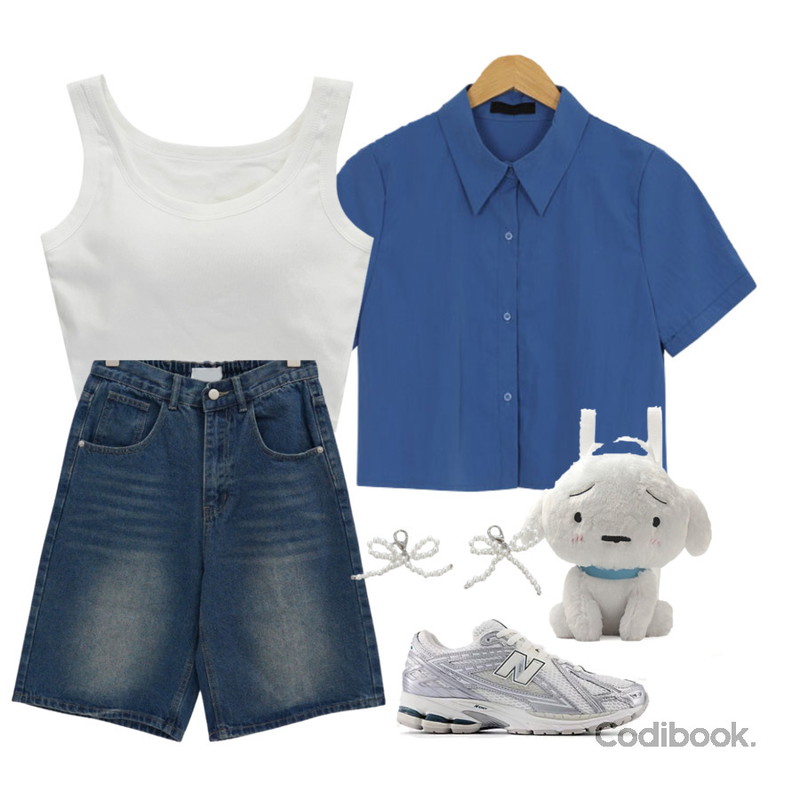 AAKE USUALLY CROP SLEEVELESS (3color),AWAB 하프나일론셔츠 -4color,ondeed 힐츠 진주 실버 블랙 리본 신발 꾸미기 슈참 키링등을 매치한 코디