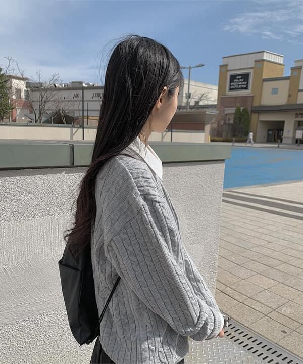 Two-Die Twisted Cardigan