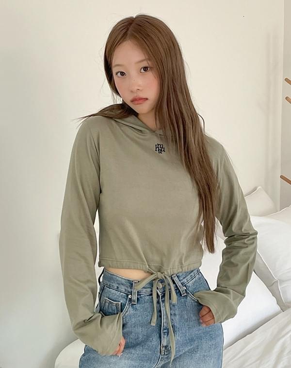 Logostitch string hood long sleeve tee