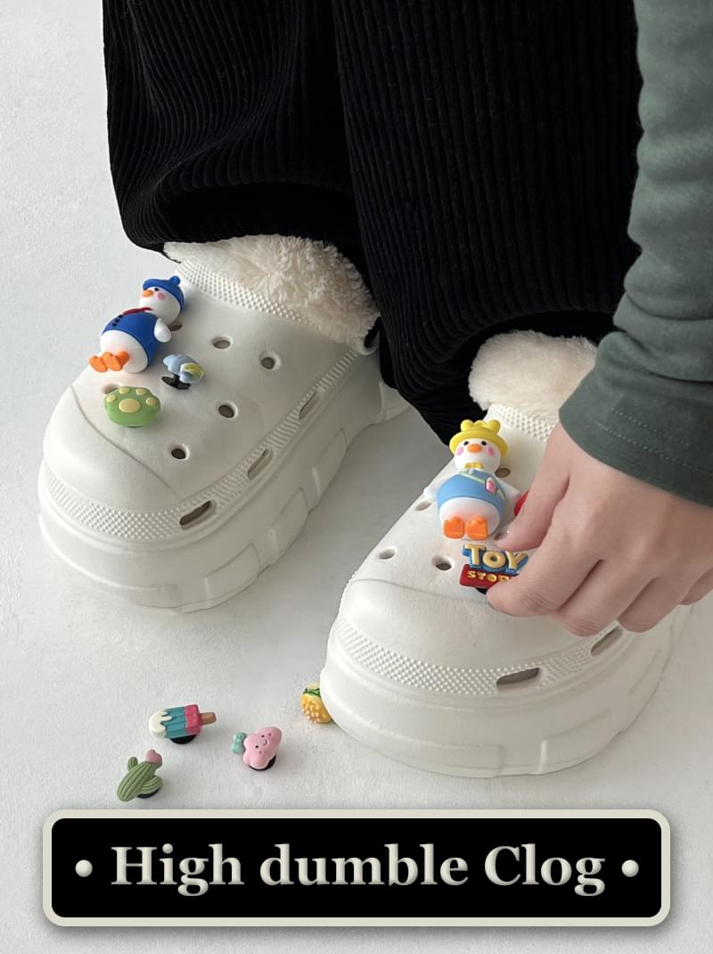 HIGH DUMBLE CLOG