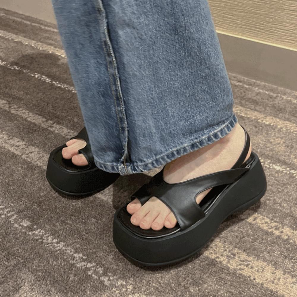 Goddess ratio soft, fluffy, lightweight heel, daily vacation look, beach look, basic basic flip-flop slippers, tall heel sandals for short women, 3 colors