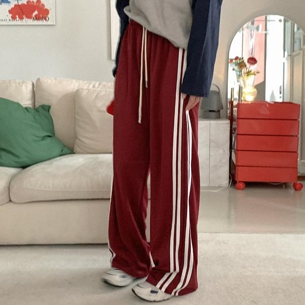 Cassis Wide Track Banding Pants
