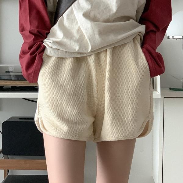 Cinella waffle banding shorts
