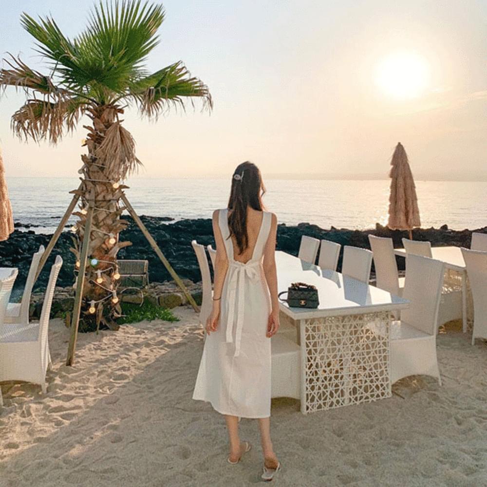 Romantic vacation look linen back slit long square neck sleeveless Dress ivory