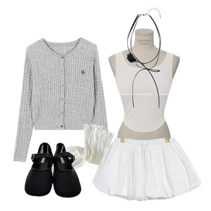 Cardigan/Vest,socks,sleeveless 코디