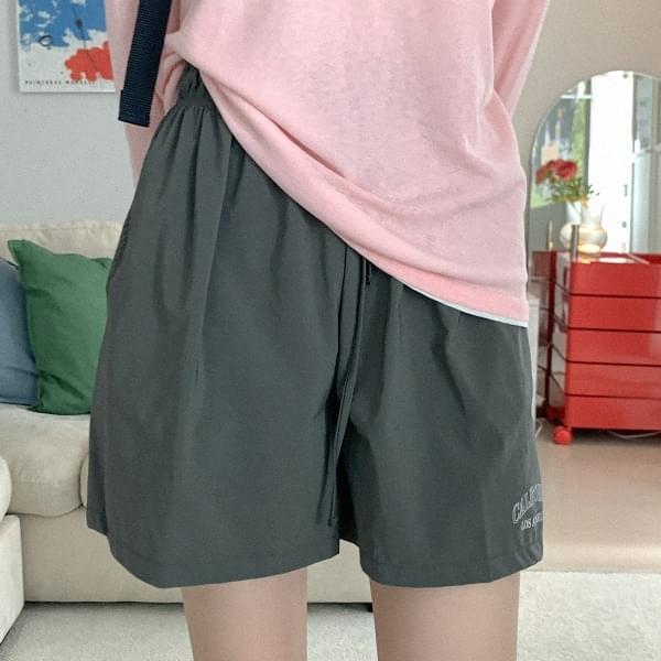 Raynyl nylon banding half pants