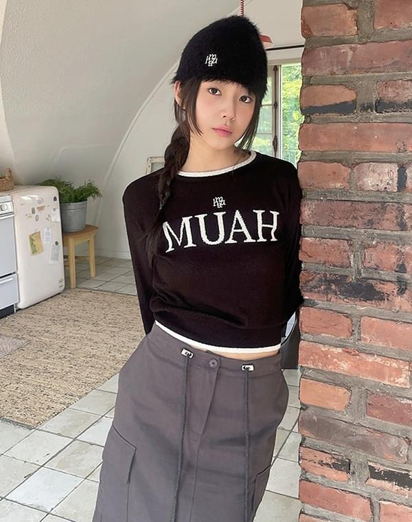 Logo Buckle Round Knitwear
