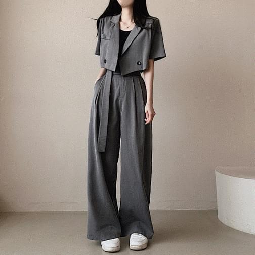 Sally short-sleeved cropped jacket + wide slacks two-piece set 2 colors (Ships Today)