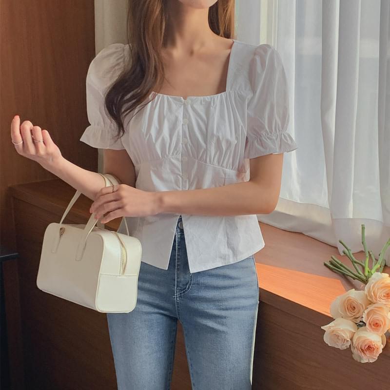 Pinche cotton shirring short sleeve blouse (Ships Today)