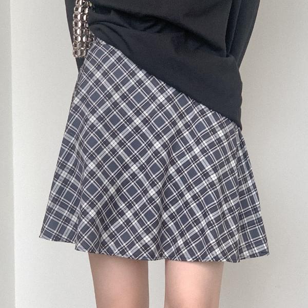 Bellanie Check Mini Skirt