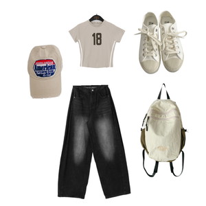ShortSleeve,jeans,sneakers 코디