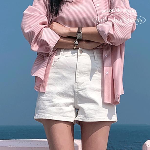 Today half short pants (Ships Today)