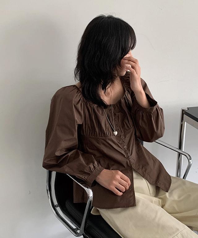 Renodon Square Neck Shirring Puff Blouse (Ships Today)