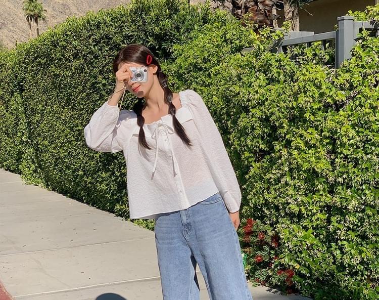 Tweety Ring Wrinkle Square Neck Two Way Ribbon Blouse (Ships Today)