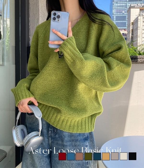 Aster Dotumbokdak Basic Loose-fit V-Neck Long Sleeve Knitwear 