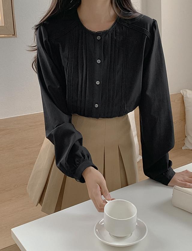 Payne lace pin tuck blouse 77770