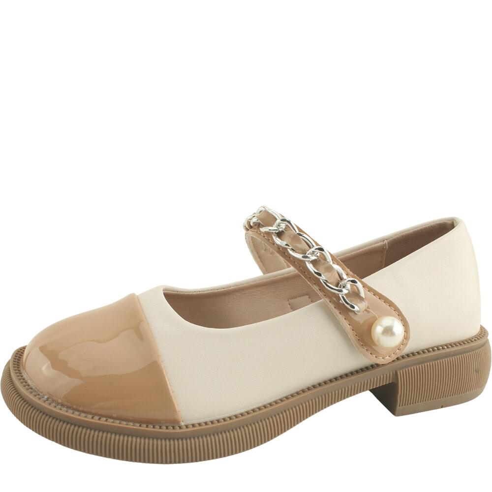 Two-tone chain strap enamel low heel flat pumps beige