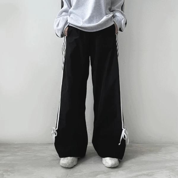 4-line rustling side stripe contrasting ribbon strap long pants