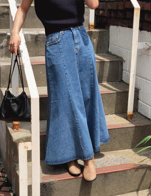 Turns Split denim long skirt