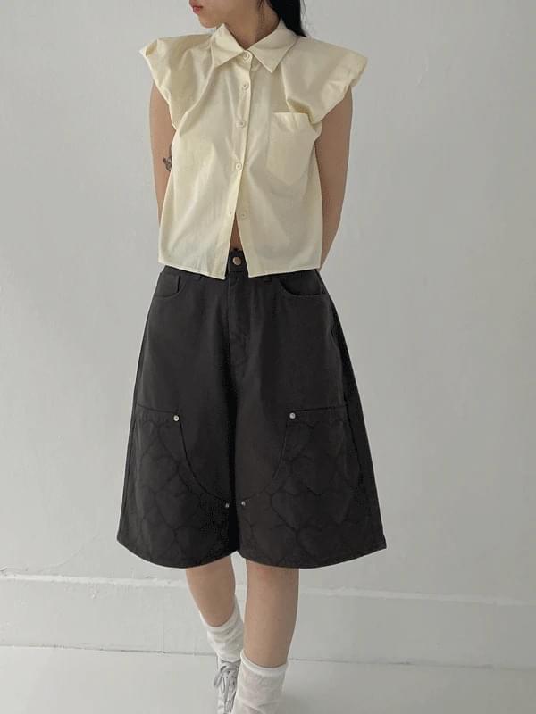 379 Love Rivet Bermuda Pants