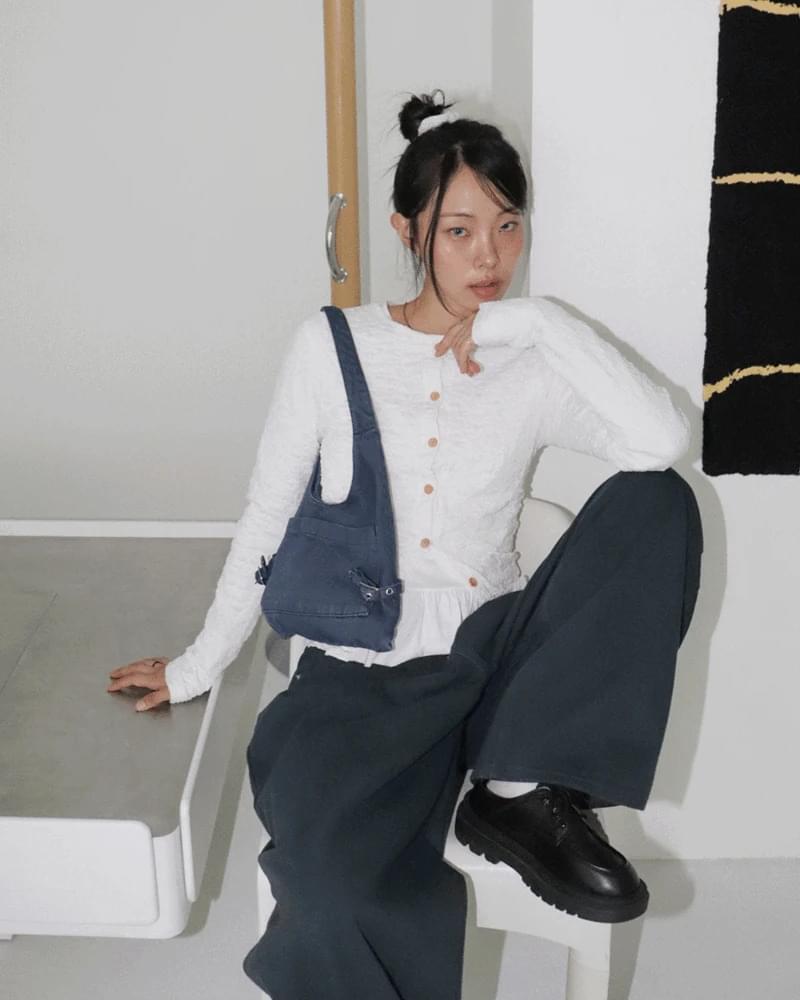 Moken Bubble Wood Button Long Sleeve Cardigan