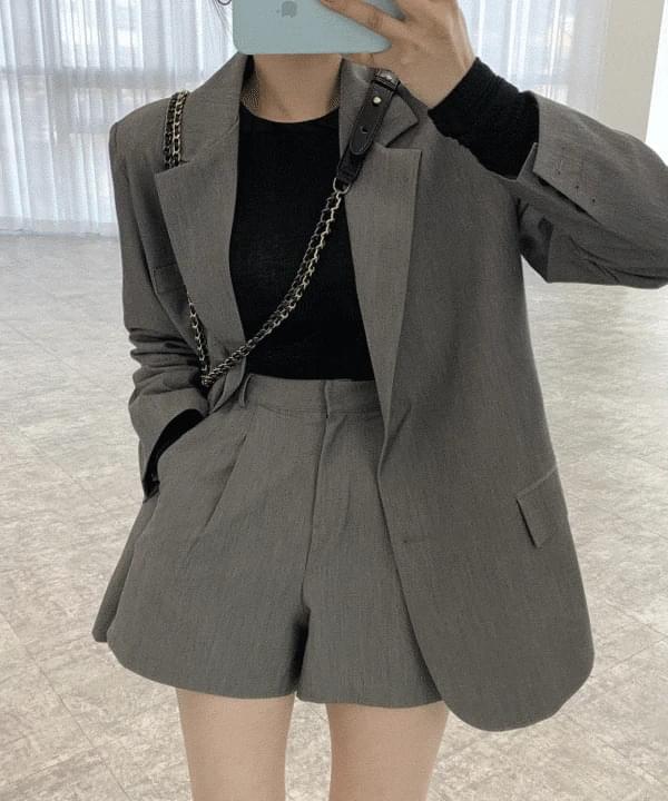 Minuni Tailored Two-Piece Set