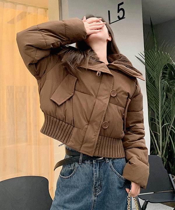 Ortin Turtleneck Neck Crop Short Padding