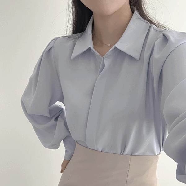 Wrinkle-free wrinkle-free shoulder puff hidden button blouse P0007812