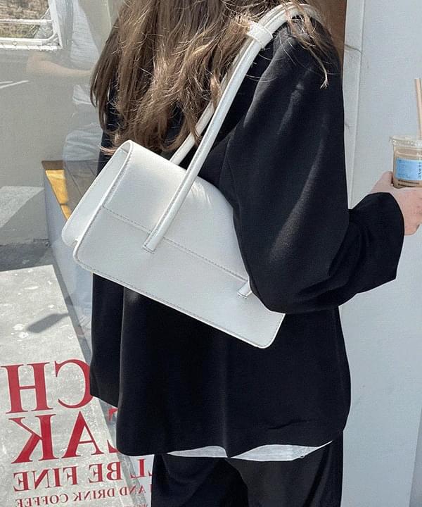 Tevin Essential Simple Square Shoulder Bag