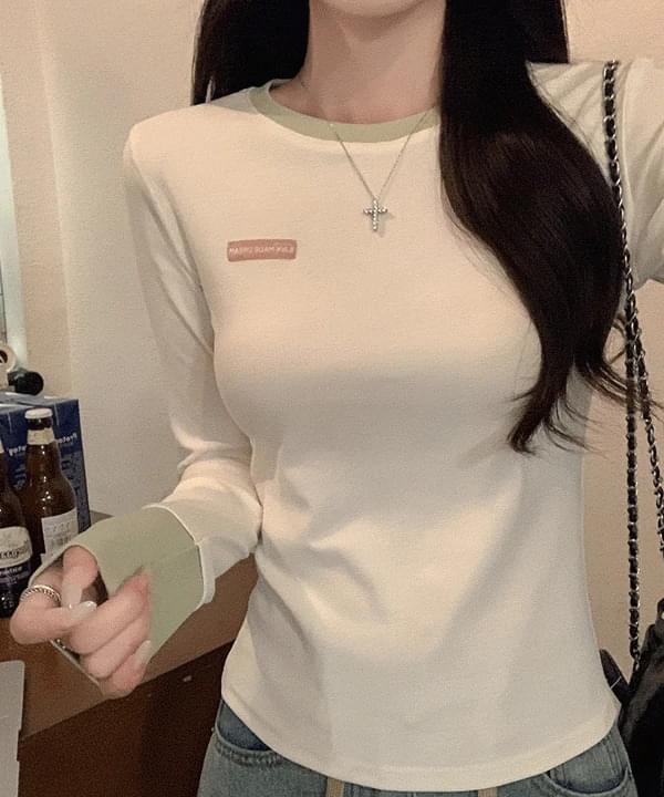 Shioni color point slim fit round t-shirt