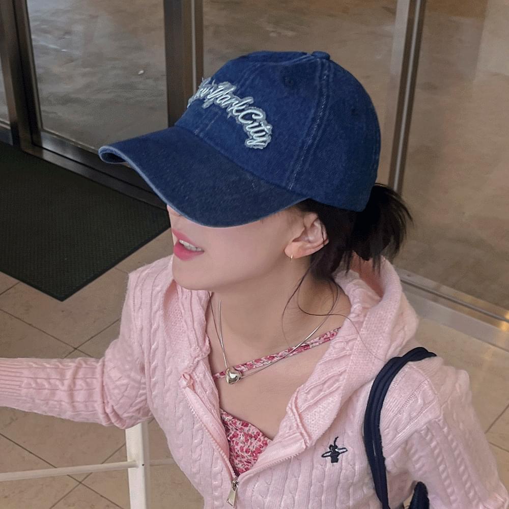 Vintage celebrity fit denim ball cap Y2K New Jeans cap lettering embroidery four seasons daily logo cap small fit faceless cotton hat 4COL